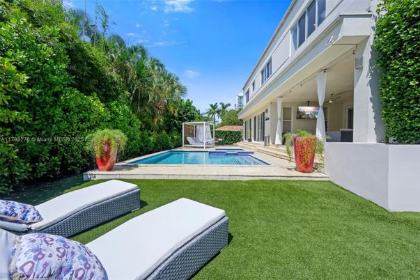 Backyard, Exterior, Pool