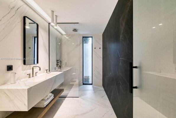 Bathroom, Dual Sink Vanities, Interior, Marble, Marble Walls, Recessed Lighting