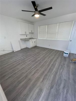 Empty room, Interior, Kitchen, Wood Texture Flooring