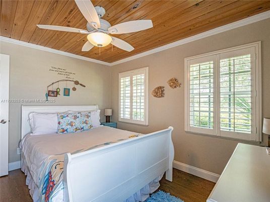 Bedroom, Interior, Wooden Ceilings, Wood Texture Flooring