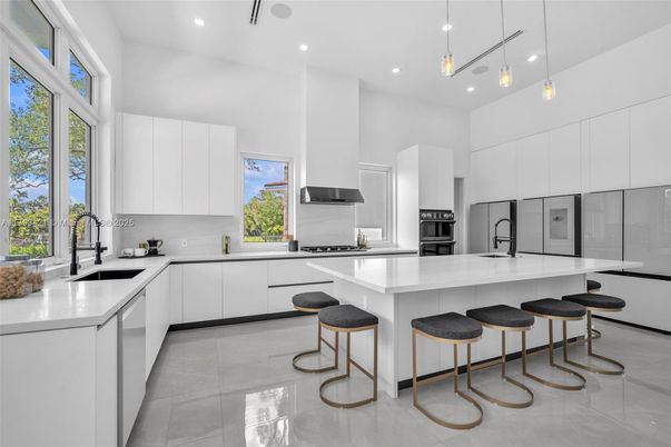 Interior, Kitchen, Pendant Lights, Recessed Lighting, Stainless Steel Appliances