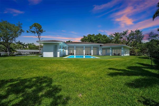 Backyard, Exterior, Pool
