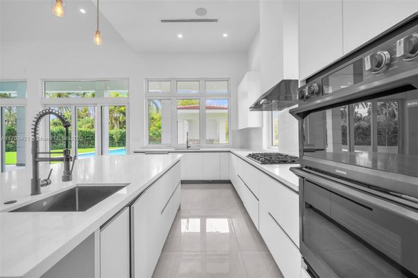 Interior, Kitchen, Pendant Lights, Recessed Lighting