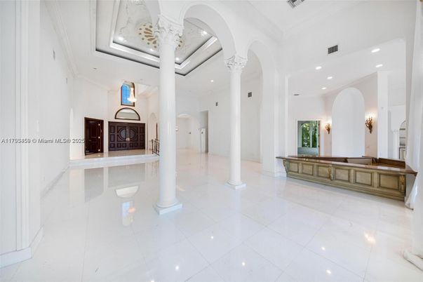 Interior, Recessed Lighting