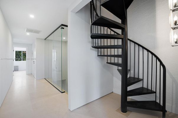 Interior, Recessed Lighting