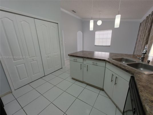 Interior, Kitchen, Pendant Lights