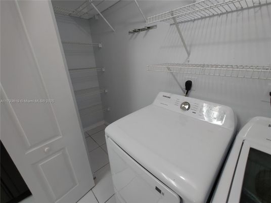 Interior, Utility Closets, Washer