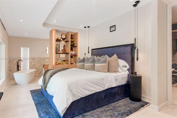 Bedroom, Interior, Pendant Lights, Recessed Lighting