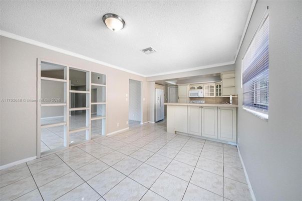Empty room, Interior, Kitchen