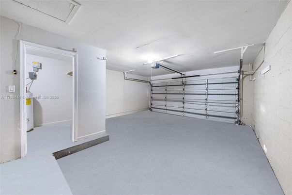 Garage, Interior