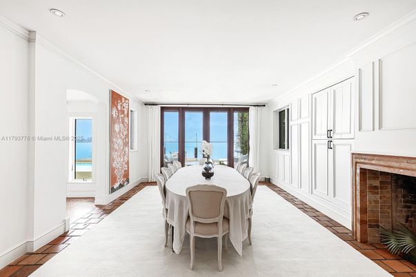 Dining room, Fireplace, Interior, Recessed Lighting