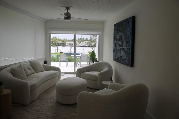 Interior, Living room, Water