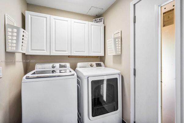 Interior, Washer