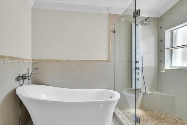 Bathroom, Free Standing Baths, Glass Shower, Interior