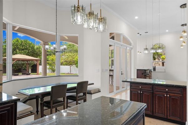 Dining room, Interior, Kitchen, Pendant Lights, Recessed Lighting