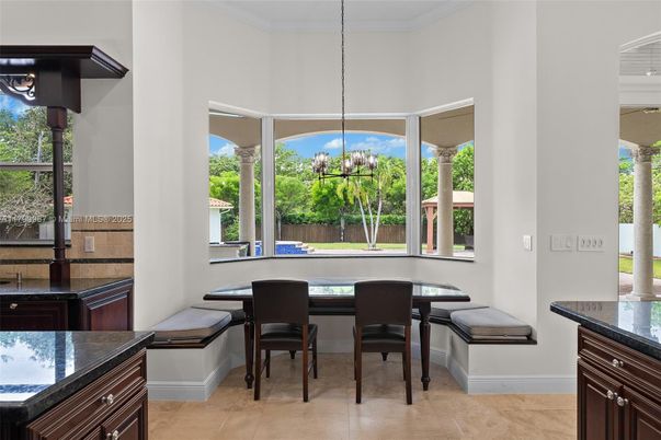 Dining room, Interior, Pendant Lights