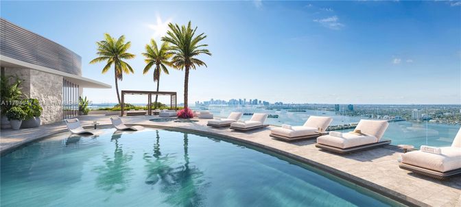 Exterior, Pool, Water