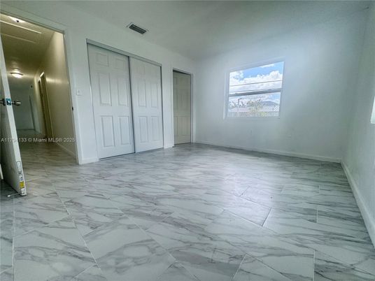 Empty room, Interior, Marble