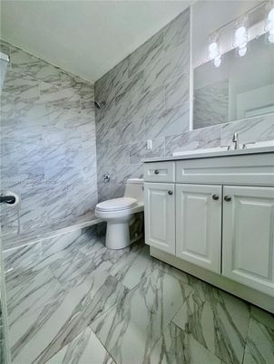 Bathroom, Interior, Marble, Marble Walls