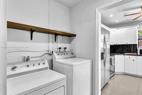 Interior, Recessed Lighting, Washer