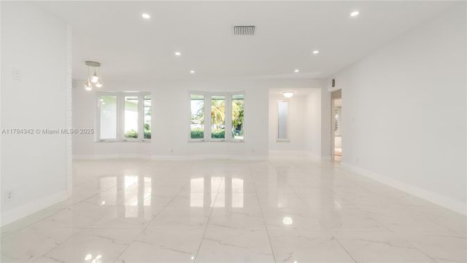 Empty room, Interior, Marble, Pendant Lights, Recessed Lighting