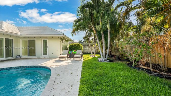 Backyard, Exterior, Pool