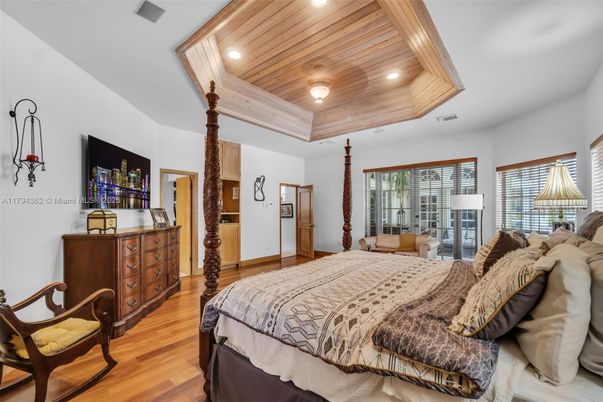 Bedroom, Interior, Recessed Lighting, Wooden Ceilings, Wood Texture Flooring