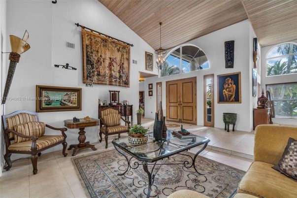 Interior, Living room, Pendant Lights, Wooden Ceilings