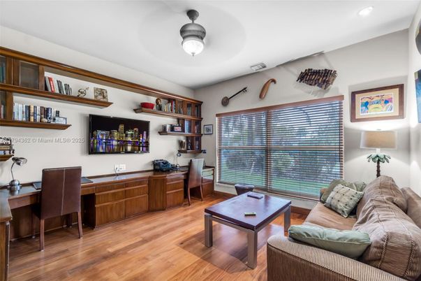 Home Office, Interior, Living room, Recessed Lighting, Wood Texture Flooring
