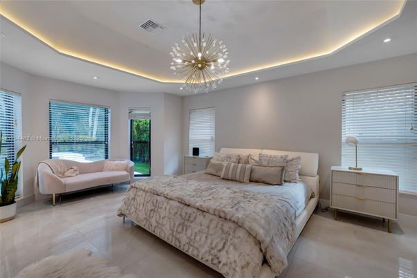Bedroom, Interior, Pendant Lights, Recessed Lighting
