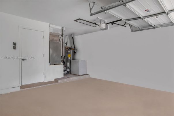 Garage, Interior