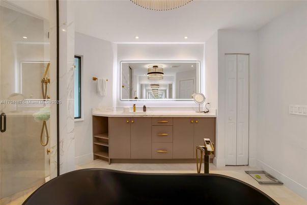 Bathroom, Dual Sink Vanities, Glass Shower, Interior