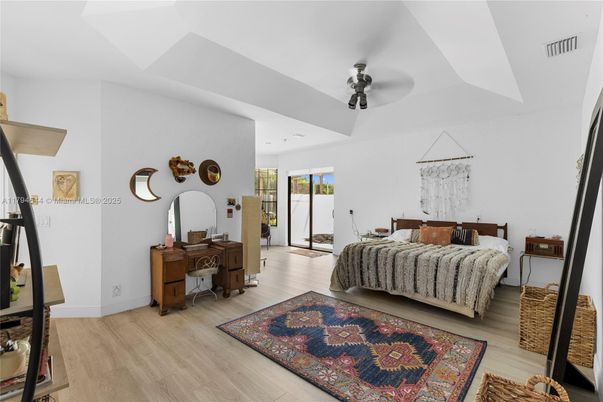 Bedroom, Home Office, Interior, Wood Texture Flooring