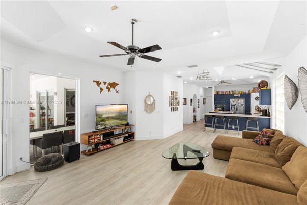 Interior, Living room, Recessed Lighting, Wood Texture Flooring