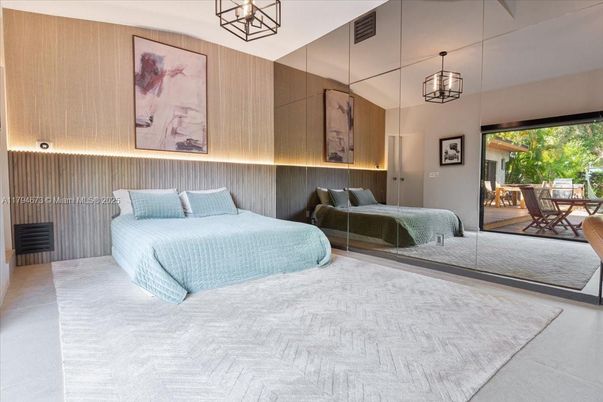 Bedroom, Interior, Pendant Lights
