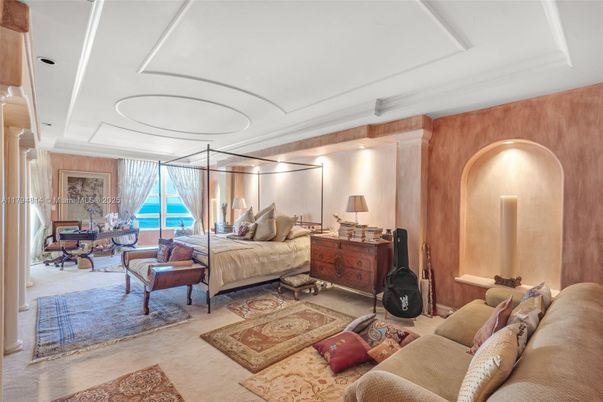 Bedroom, Dining room, Interior