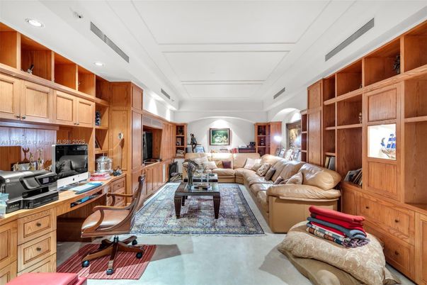 Home Office, Interior, Living room, Recessed Lighting, Wooden Walls