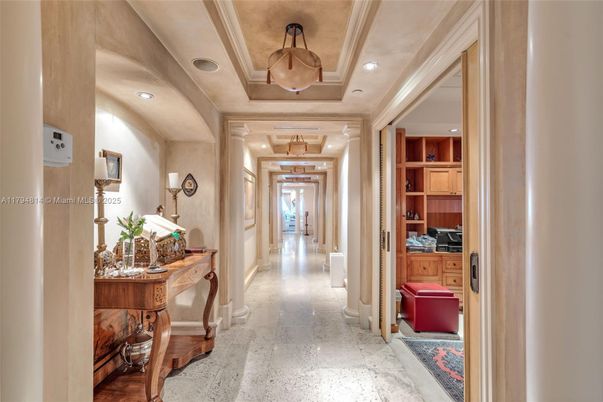 Interior, Recessed Lighting