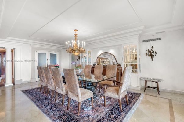 Chandelier, Dining room, Interior