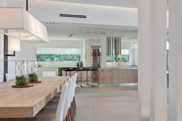 Dining room, Interior, Kitchen, Recessed Lighting