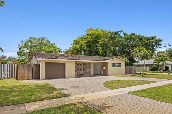 Attached, Backyard, Exterior, Facade, Ranch