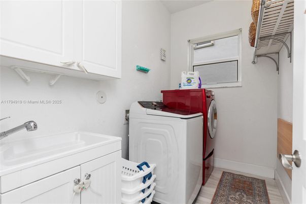 Interior, Washer