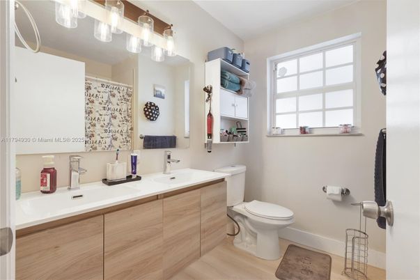 Bathroom, Dual Sink Vanities, Interior, Wood Texture Flooring