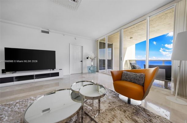 Interior, Living room, Water