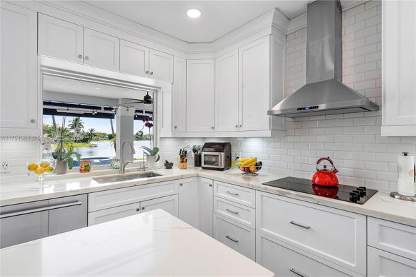 Interior, Kitchen, Recessed Lighting