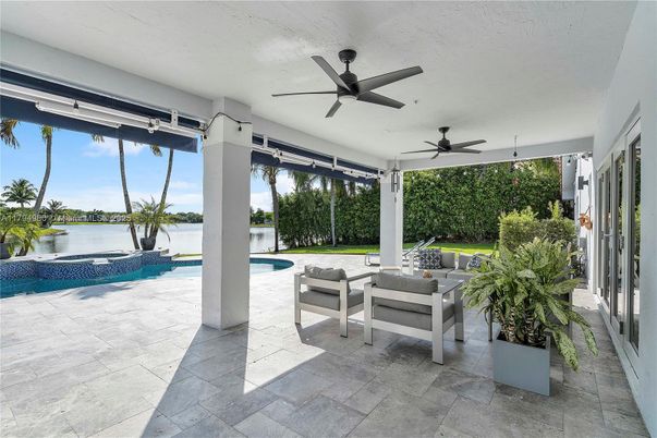 Exterior, Pool, Water