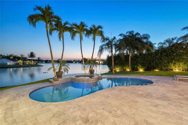 Exterior, Pool, Water