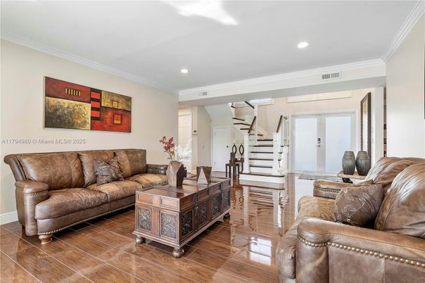 Interior, Living room, Recessed Lighting, Wood Texture Flooring
