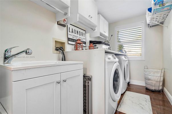 Interior, Marble, Washer, Wood Texture Flooring
