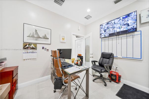 Home Office, Interior, Recessed Lighting